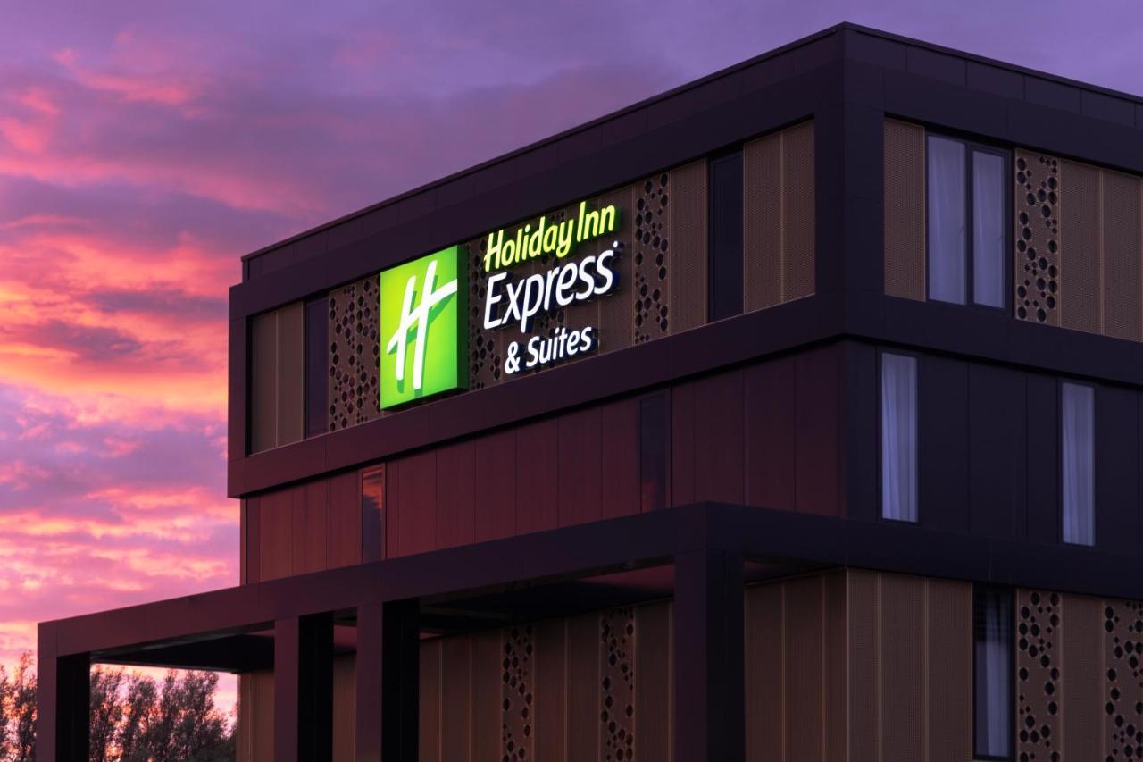 Holiday Inn Express & Suites - Deventer By Ihg Exterior photo